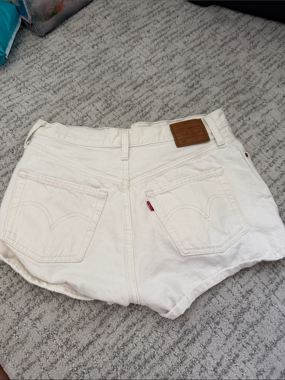 Levi's White Denim Women's Jean Shorts with Back Patch
